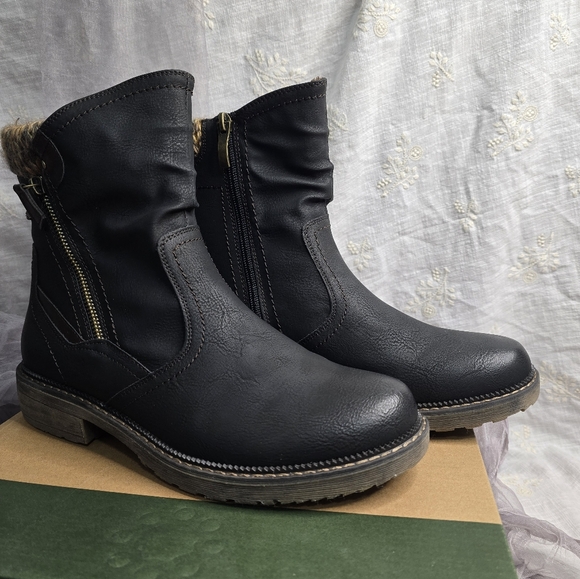 Spring Step Women's BLACK Winter Boots - Picture 2 of 11